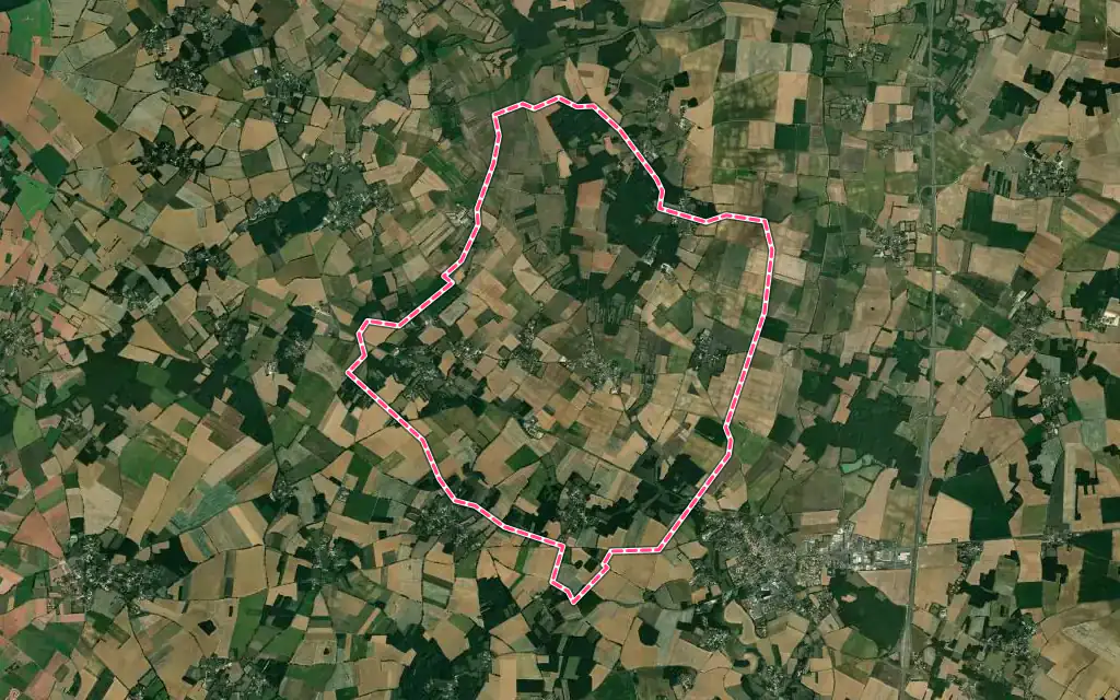 Vue satellite de Mairé-Levescault avec ses contours administratifs