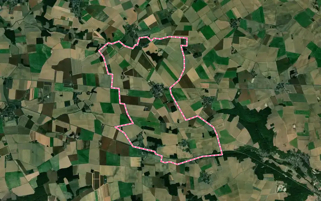 Vue satellite de Maison-Rouge avec ses contours administratifs