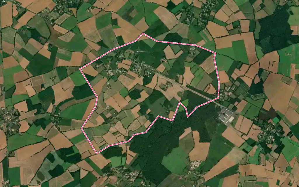 Vue satellite de Maisonnay avec ses contours administratifs