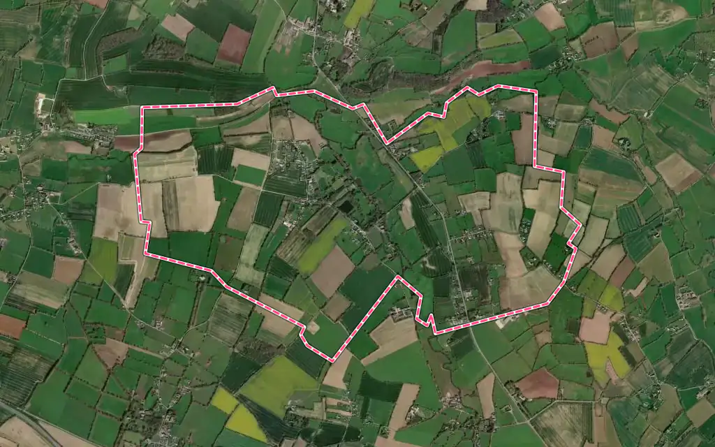 Vue satellite de Maisons avec ses contours administratifs