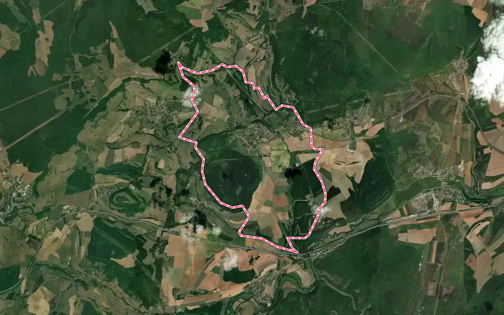 Vue satellite de Mâlain avec ses contours administratifs