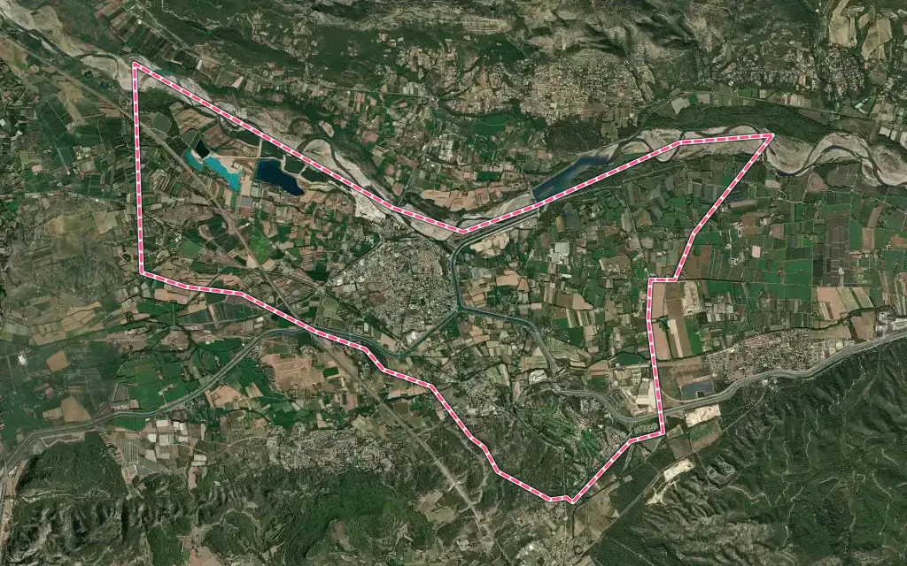 Vue satellite de Mallemort avec ses contours administratifs