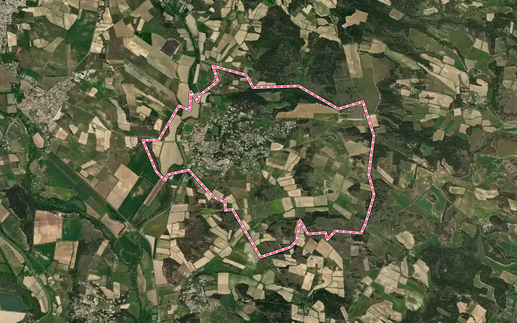 Vue satellite de Malves-en-Minervois avec ses contours administratifs