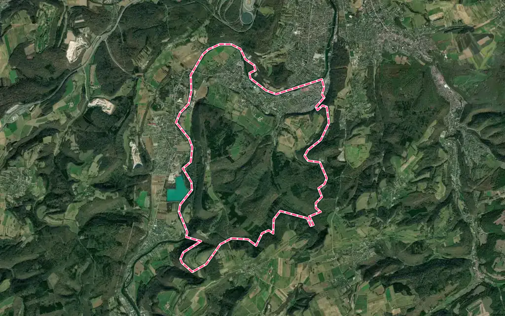 Vue satellite de Mandeure avec ses contours administratifs
