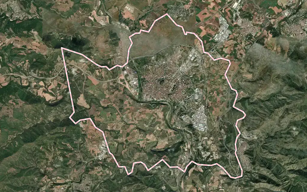 Vista satélite de Manresa con su contorno administrativo