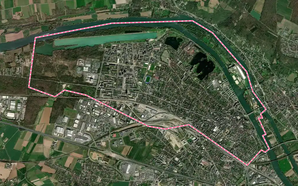 Vue satellite de Mantes-la-Jolie avec ses contours administratifs