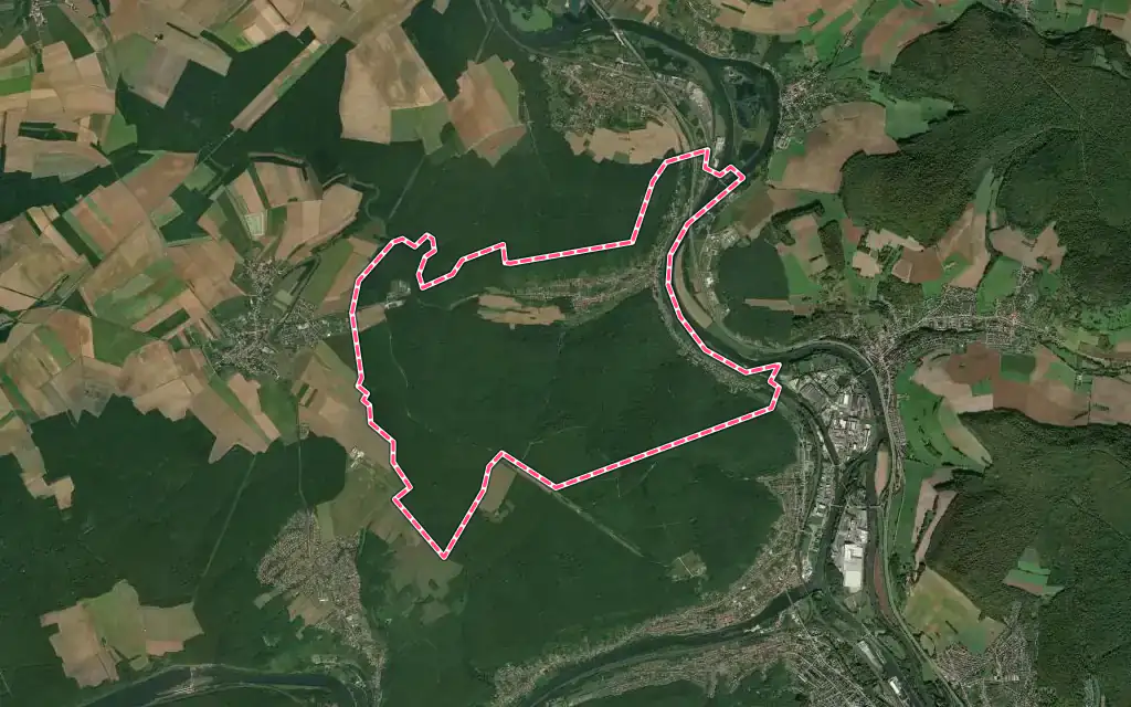 Vue satellite de Marbache avec ses contours administratifs