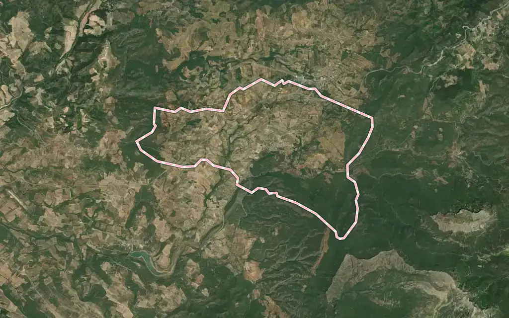 Vista satélite de Marçà con su contorno administrativo