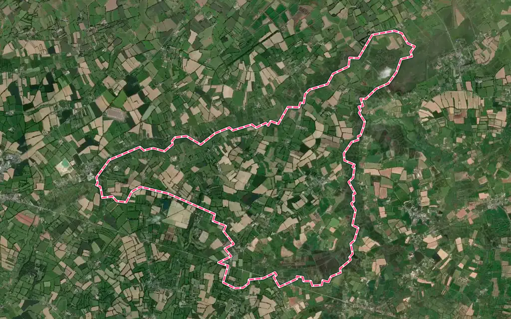 Vue satellite de Marchésieux avec ses contours administratifs