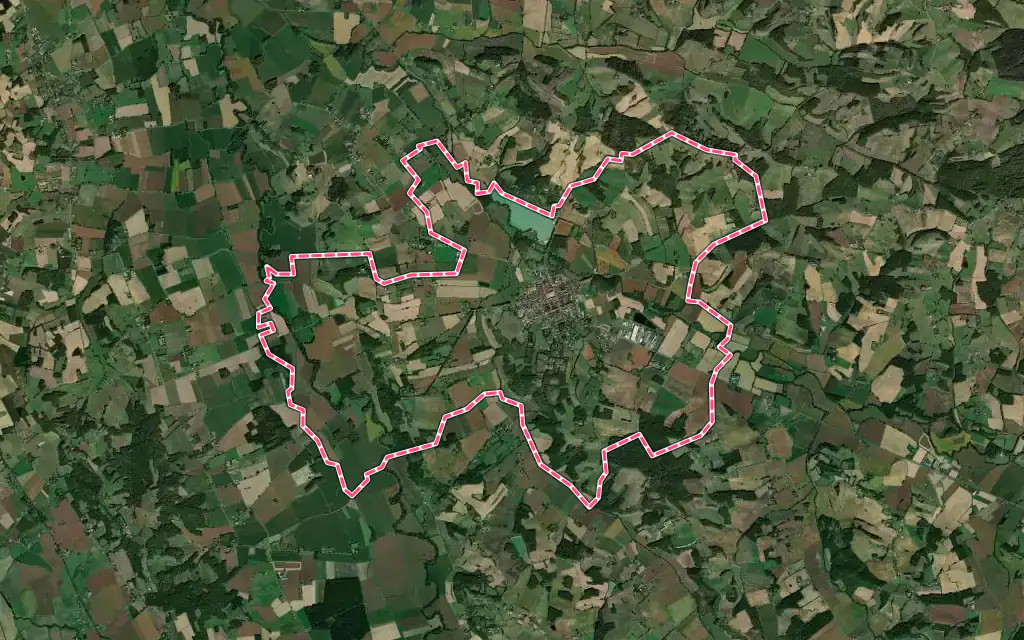 Vue satellite de Marciac avec ses contours administratifs