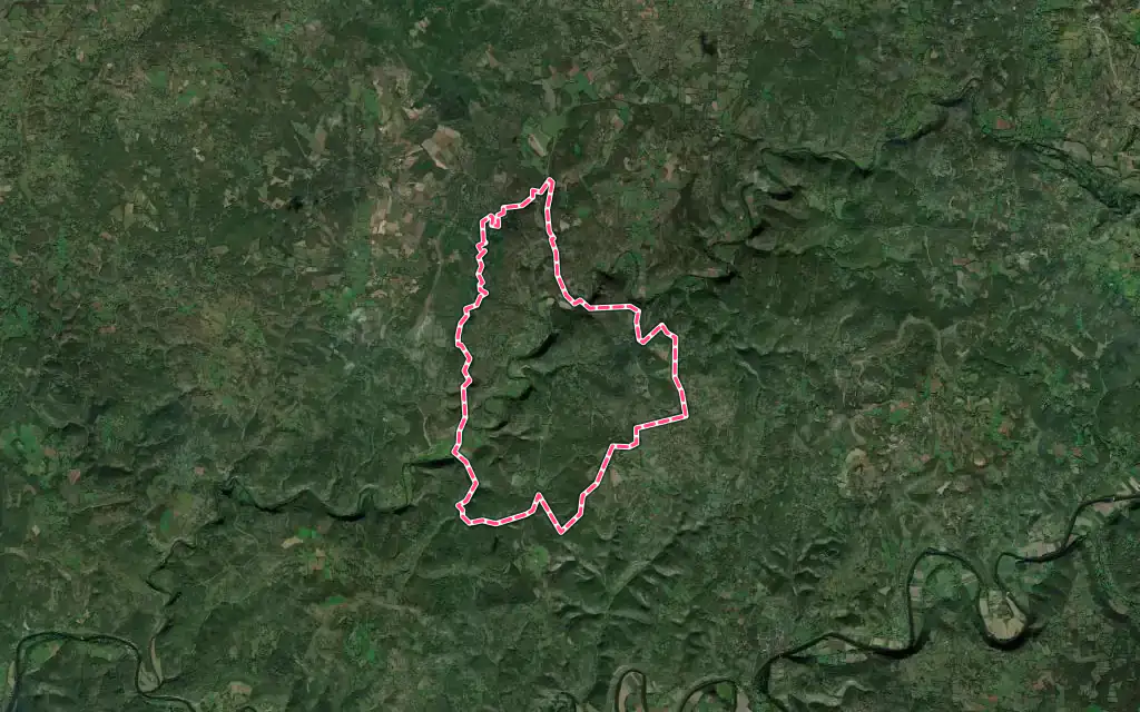 Vue satellite de Marcilhac-sur-Célé avec ses contours administratifs