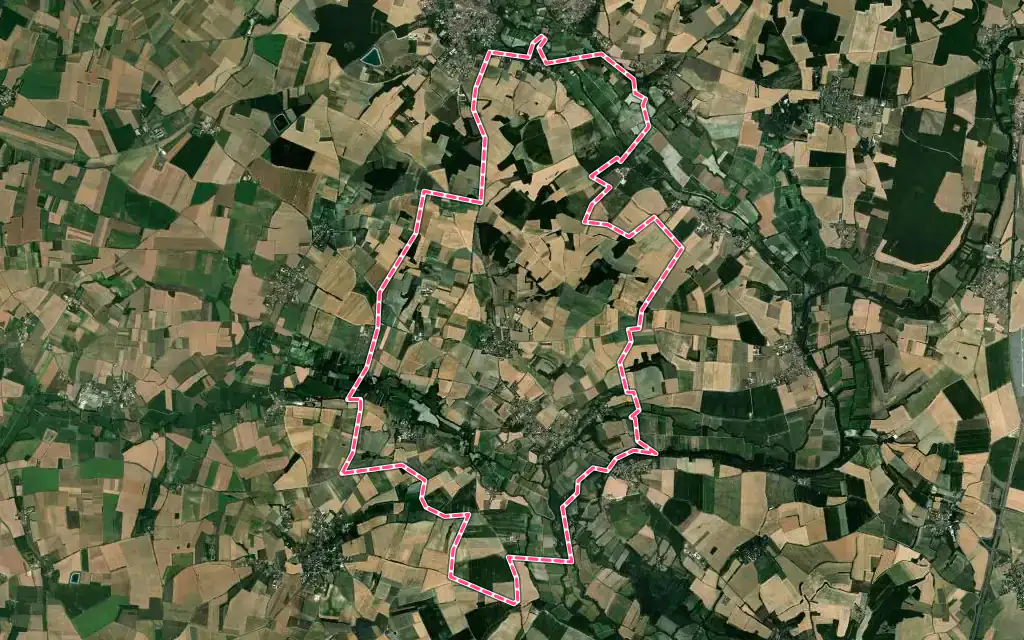 Vue satellite de Marcillac-Lanville avec ses contours administratifs
