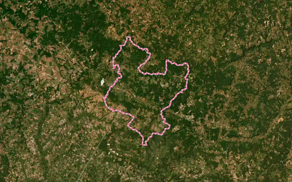 Vue satellite de Mareuil en Périgord avec ses contours administratifs