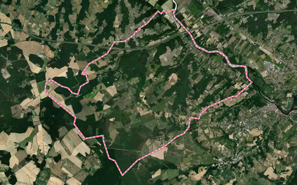 Vue satellite de Mareuil-sur-Cher avec ses contours administratifs