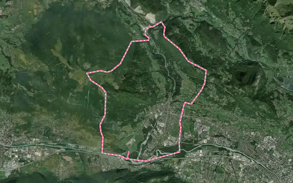 Vue satellite de Marignier avec ses contours administratifs