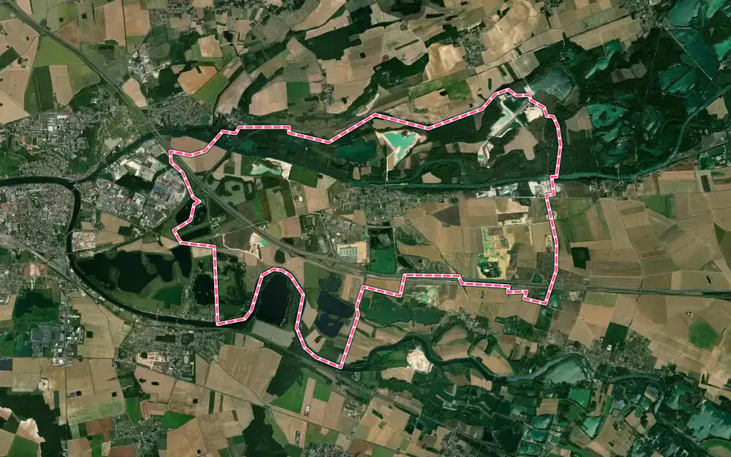 Vue satellite de Marolles-sur-Seine avec ses contours administratifs