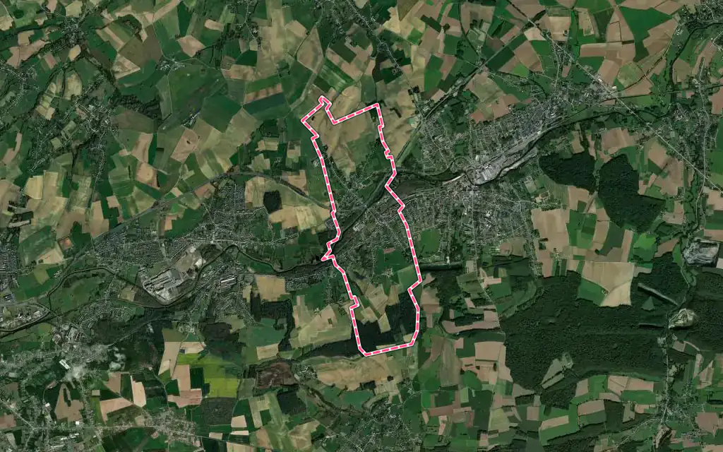 Vue satellite de Marpent avec ses contours administratifs
