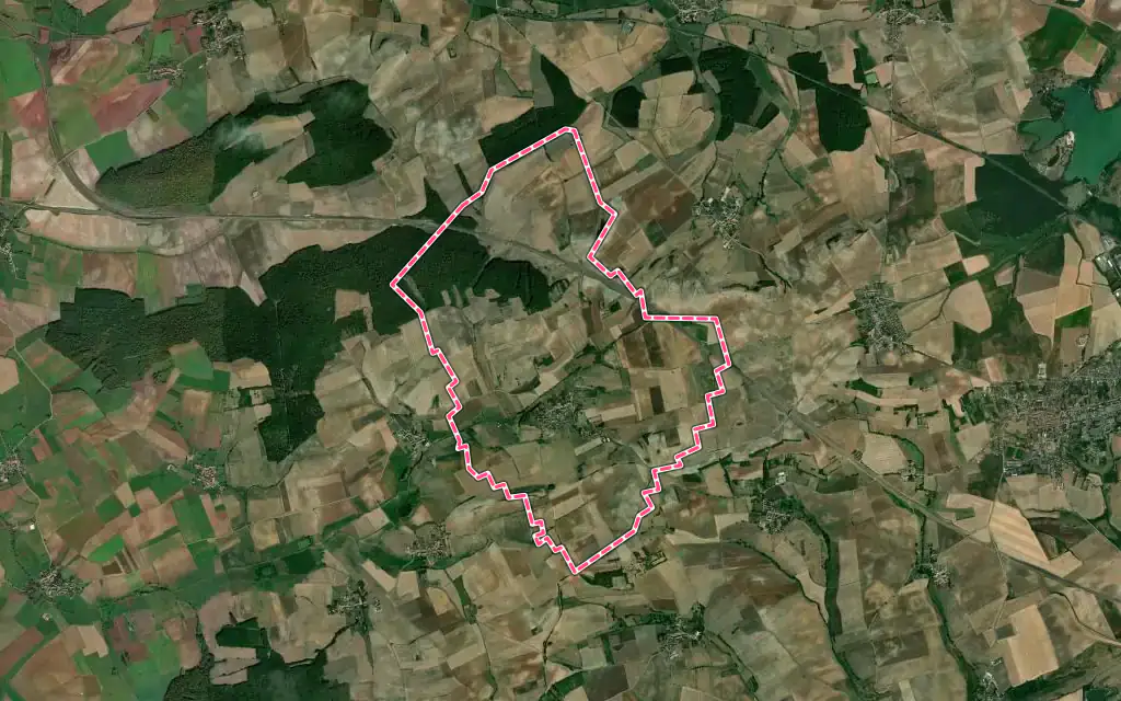 Vue satellite de Marthille avec ses contours administratifs