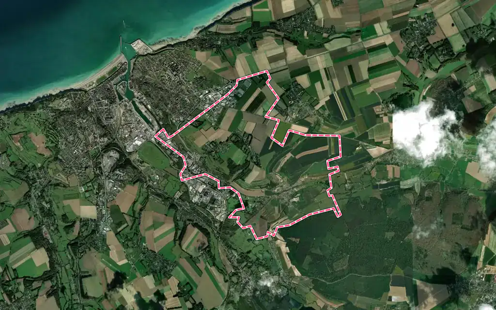 Vue satellite de Martin-Église avec ses contours administratifs