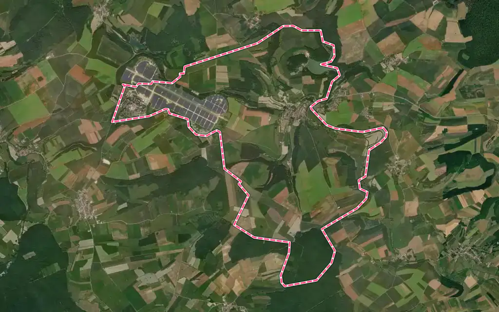 Vue satellite de Marville avec ses contours administratifs