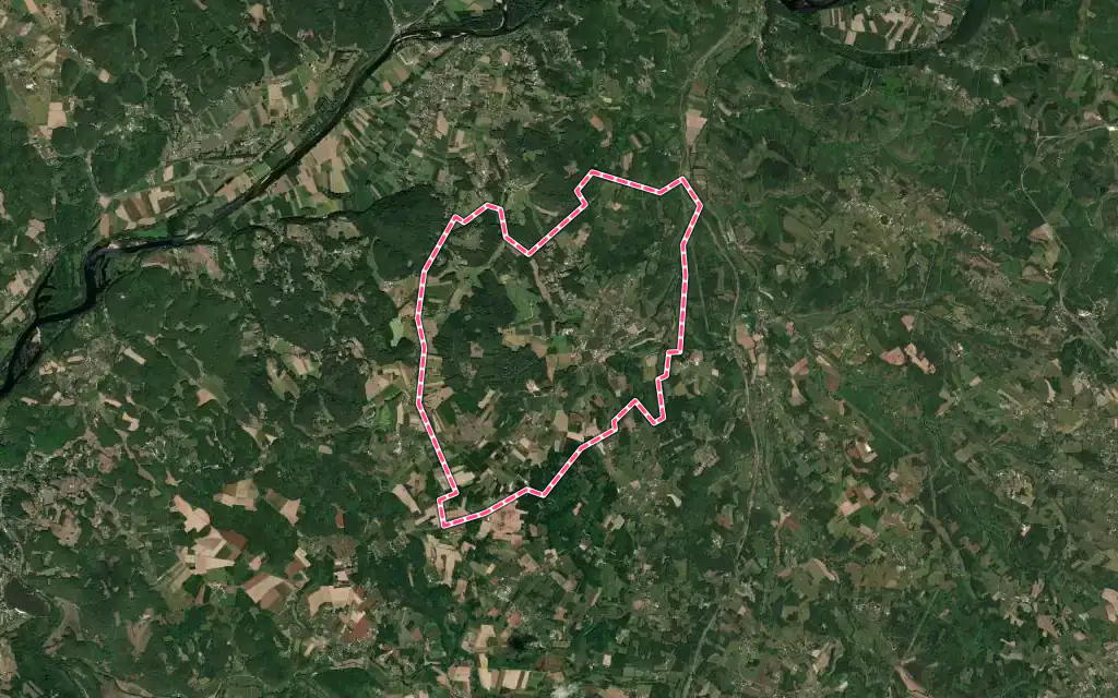 Vue satellite de Masclat avec ses contours administratifs
