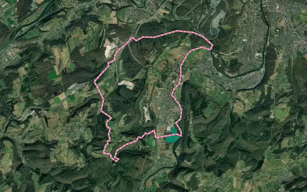 Vue satellite de Mathay avec ses contours administratifs