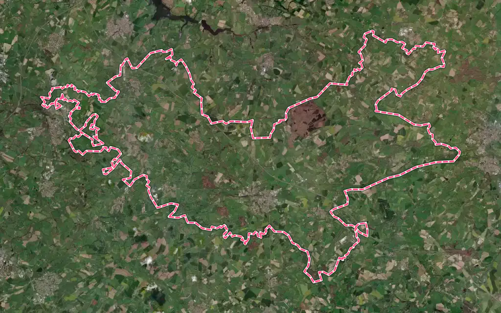 Vue satellite de Mauléon avec ses contours administratifs
