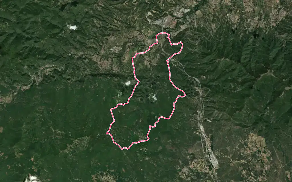 Vue satellite de Maureillas-las-Illas avec ses contours administratifs