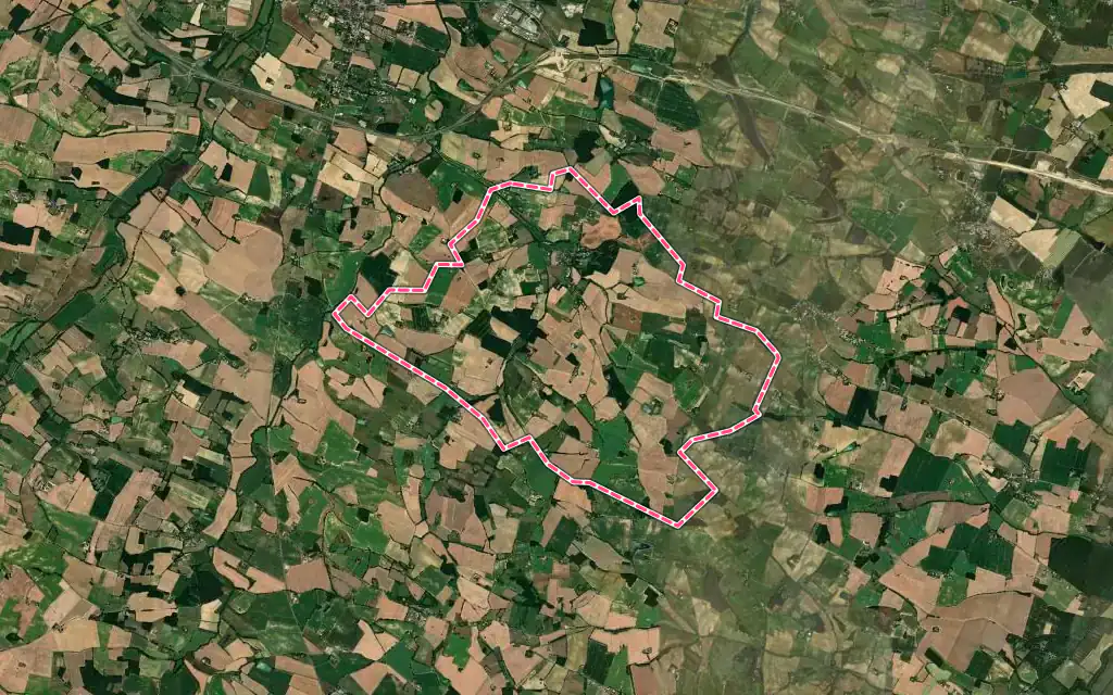 Vue satellite de Maurens avec ses contours administratifs