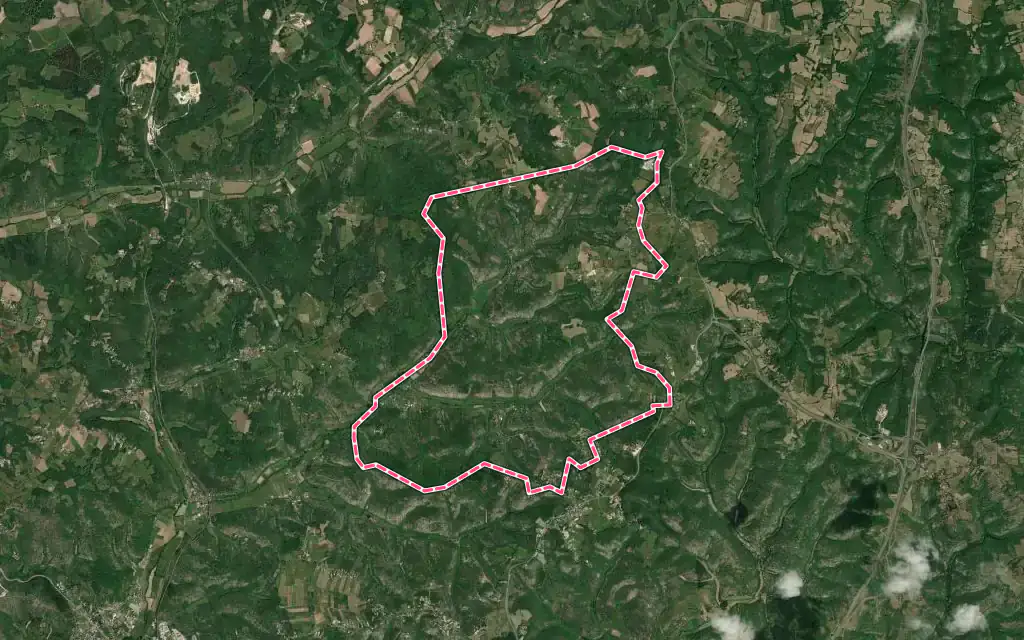 Vue satellite de Maxou avec ses contours administratifs