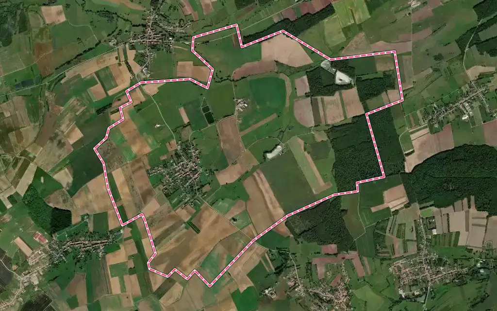 Vue satellite de Maxstadt avec ses contours administratifs