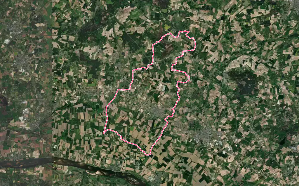 Vue satellite de Mazé-Milon avec ses contours administratifs