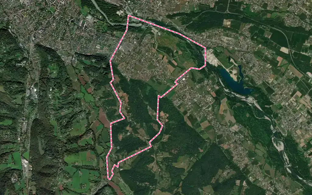 Vue satellite de Mazères-Lezons avec ses contours administratifs
