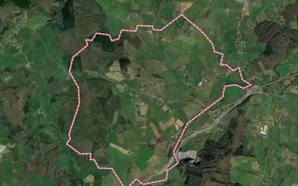 Vue satellite de Mazille avec ses contours administratifs