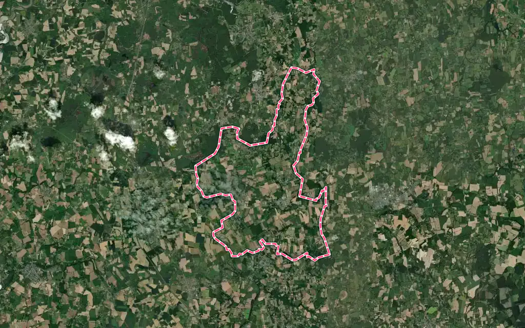 Vue satellite de Meillac avec ses contours administratifs