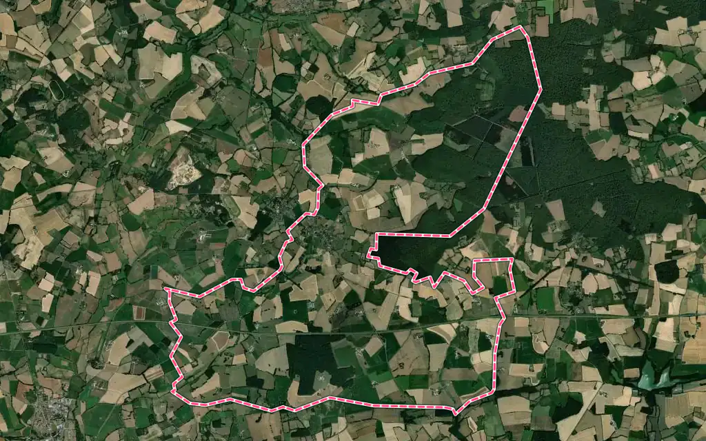 Vue satellite de Melleray avec ses contours administratifs