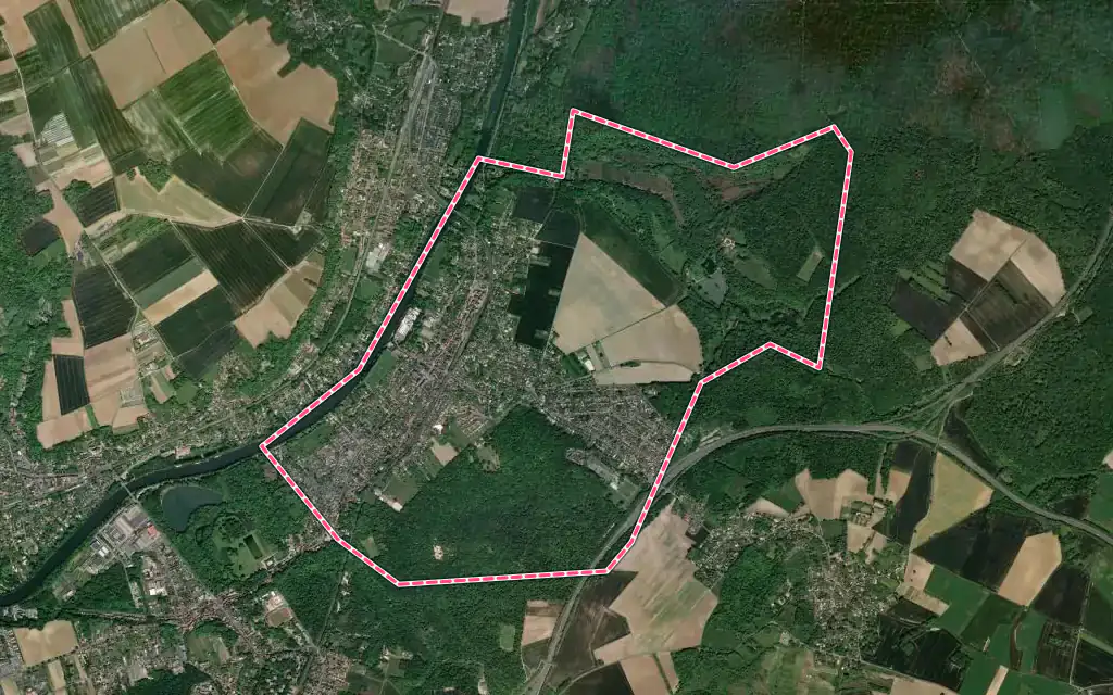 Vue satellite de Mériel avec ses contours administratifs