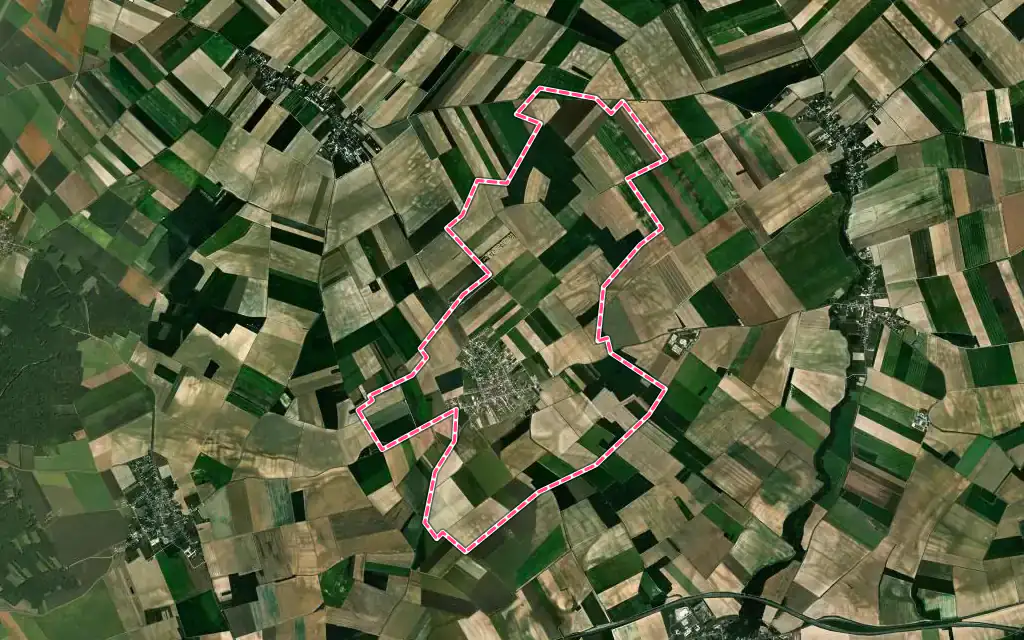 Vue satellite de Mesnil-Saint-Loup avec ses contours administratifs