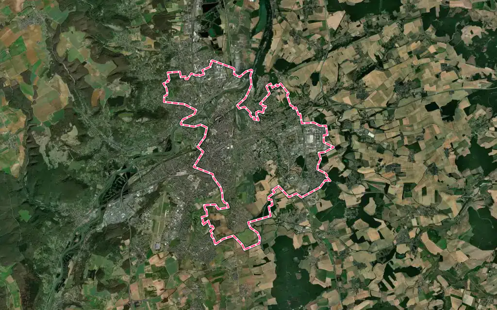 Vue satellite de Metz avec ses contours administratifs