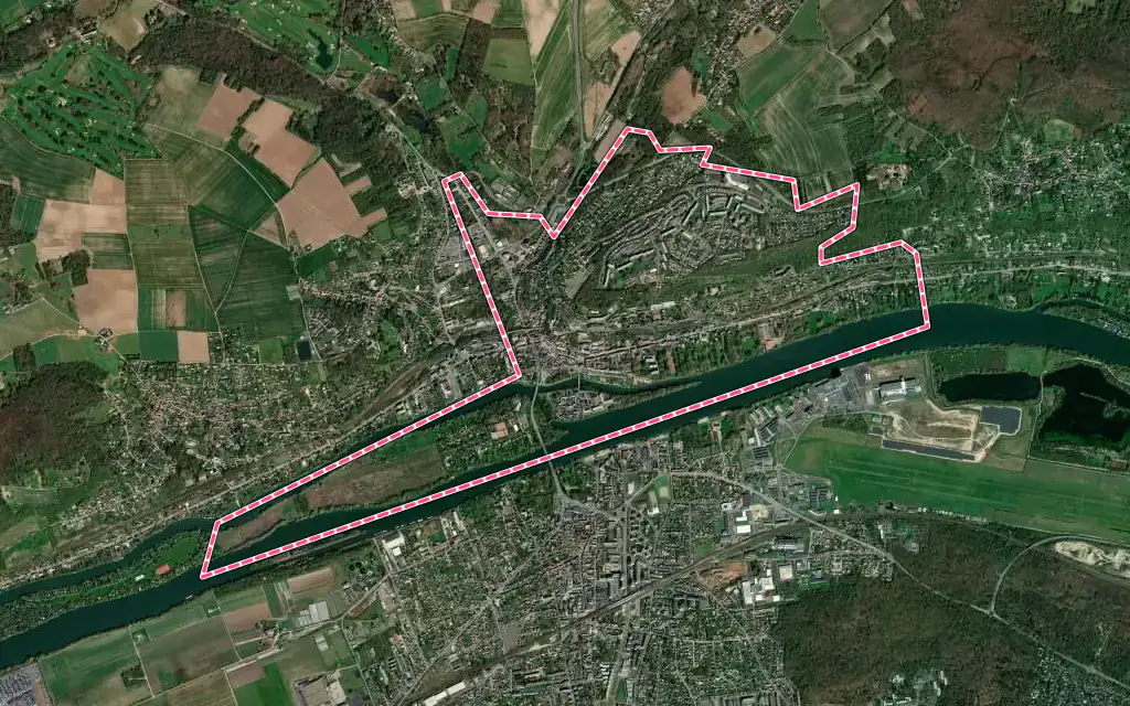Vue satellite de Meulan-en-Yvelines avec ses contours administratifs