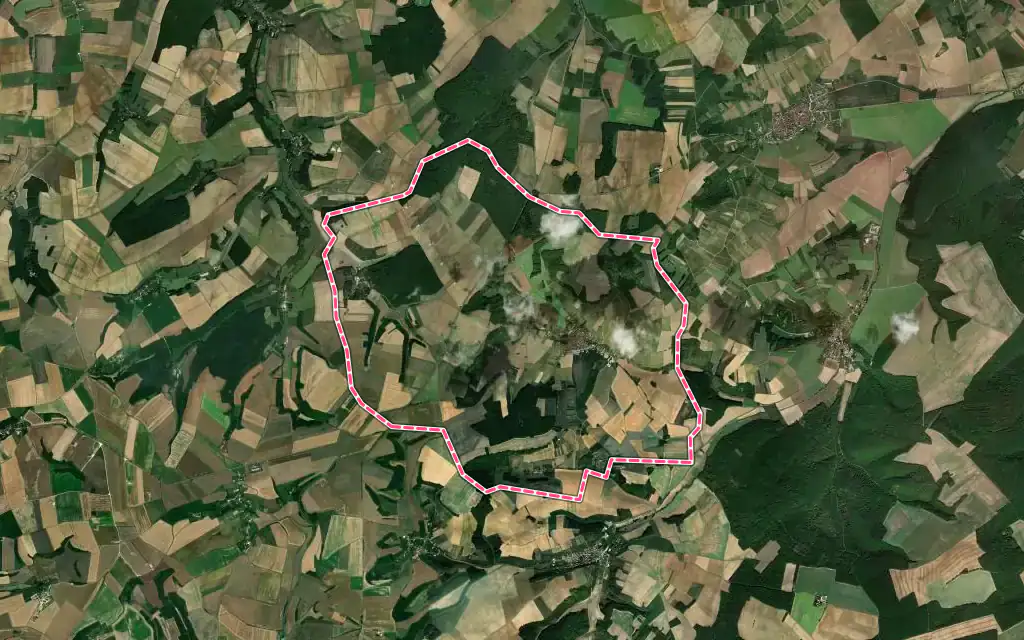 Vue satellite de Migé avec ses contours administratifs