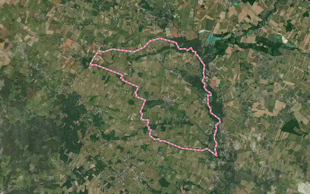 Vue satellite de Migron avec ses contours administratifs
