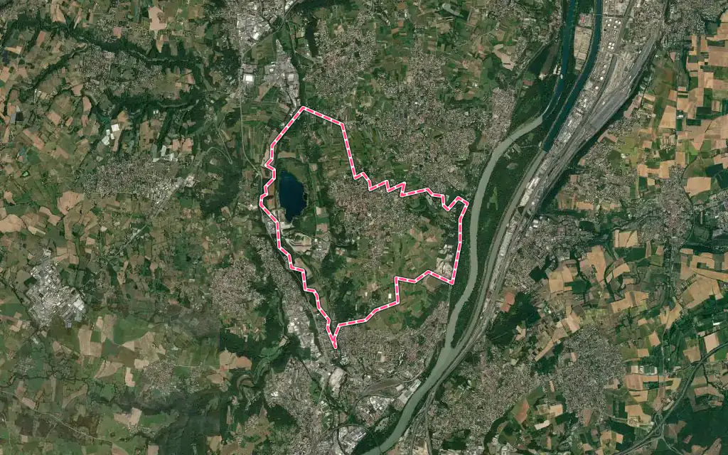 Vue satellite de Millery avec ses contours administratifs