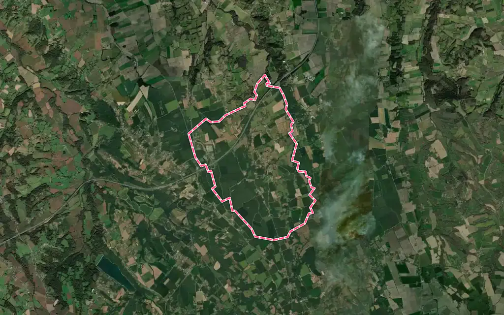 Vue satellite de Miossens-Lanusse avec ses contours administratifs