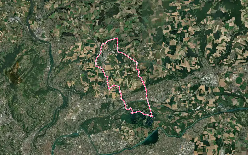 Vue satellite de Miribel avec ses contours administratifs