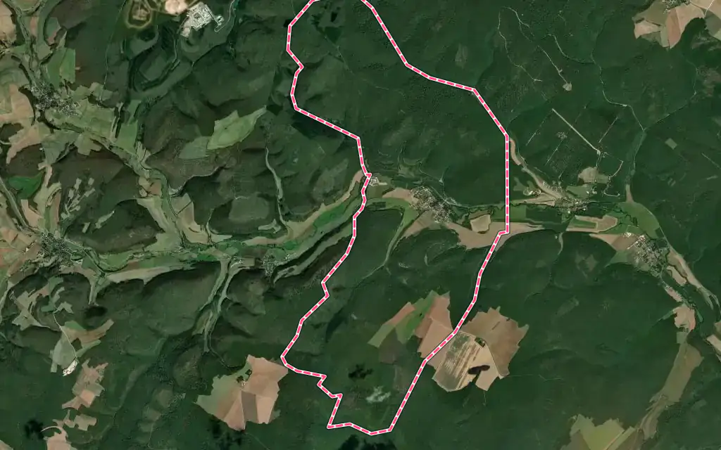 Vue satellite de Moloy avec ses contours administratifs