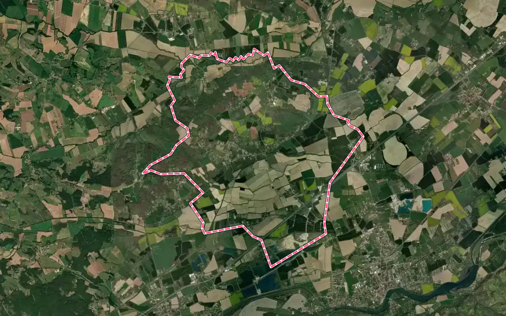 Vue satellite de Mondavezan avec ses contours administratifs