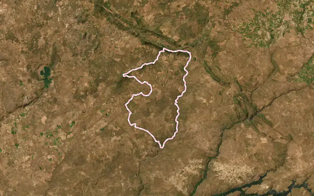 Vista satélite de Monfortinho e Salvaterra do Extremo con su contorno administrativo