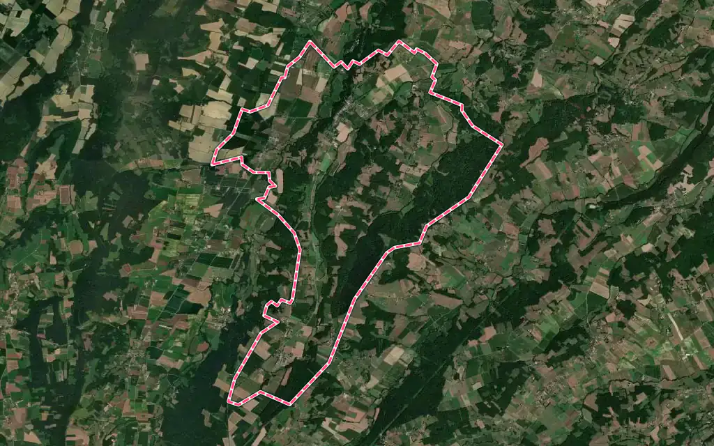 Vue satellite de Monléon-Magnoac avec ses contours administratifs