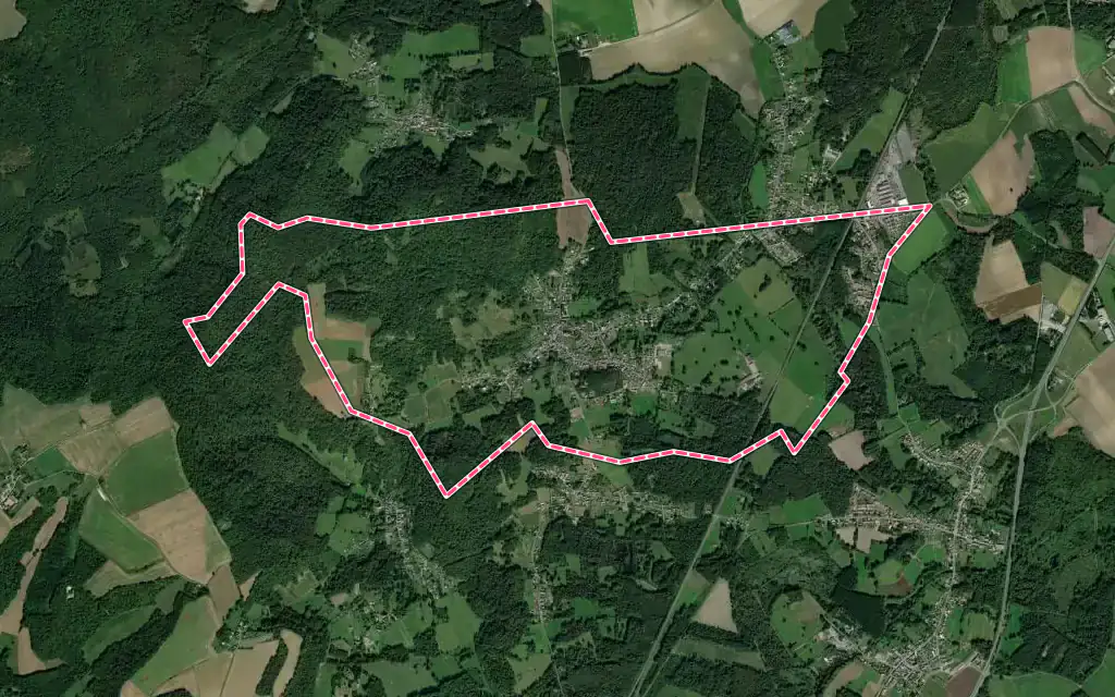 Vue satellite de Mons-en-Laonnois avec ses contours administratifs